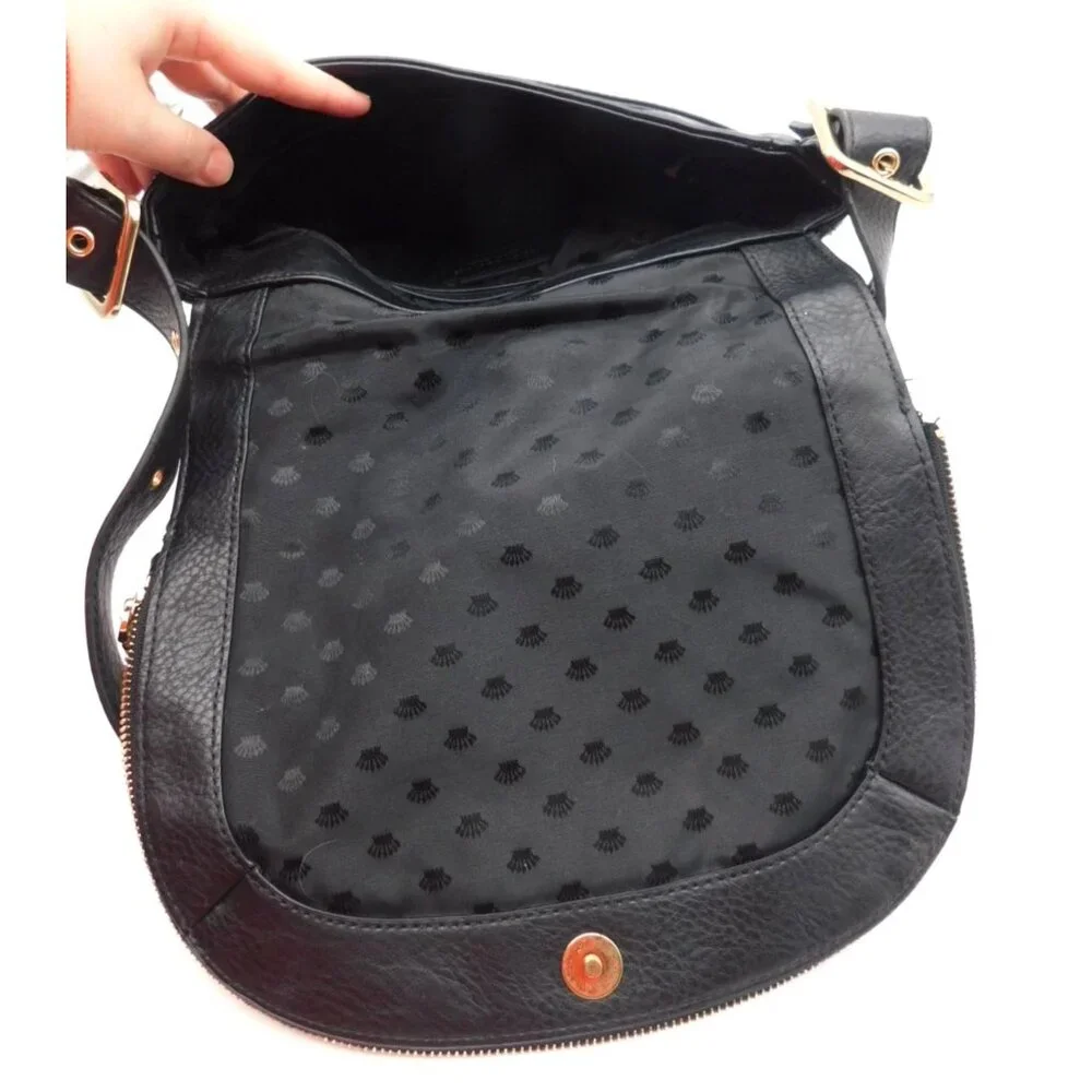 Juicy Couture Black Faux Leather Saddle Bag Shoulder Bag Purse Y2K